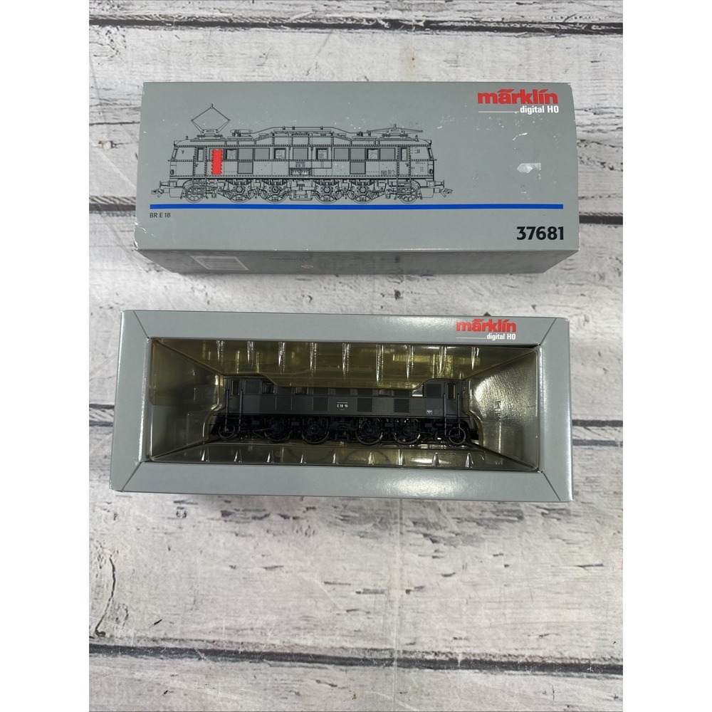 Märklin HO 37681 DB BR E18 Digital Electric Locomotive MFX Open Box As is